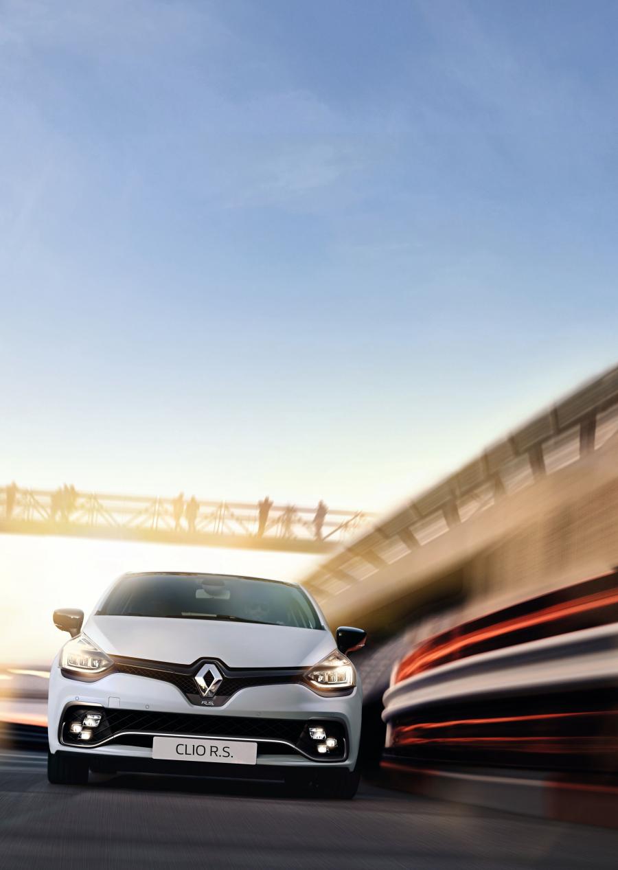  Renault Clio R.S. 220 Trophy 2016 года  (фото 2 из 25)